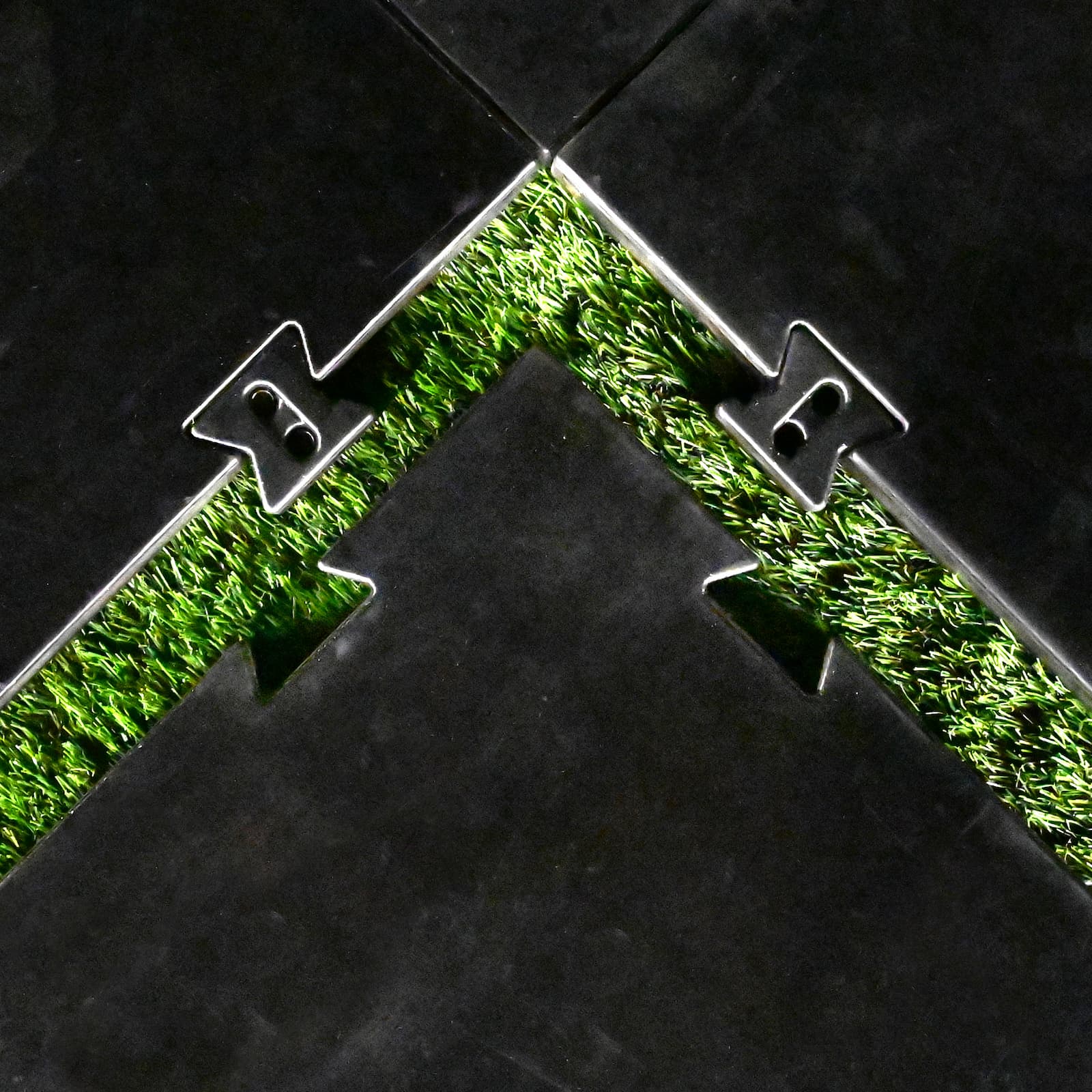 HotShot Golf Mat Non-Slip Base