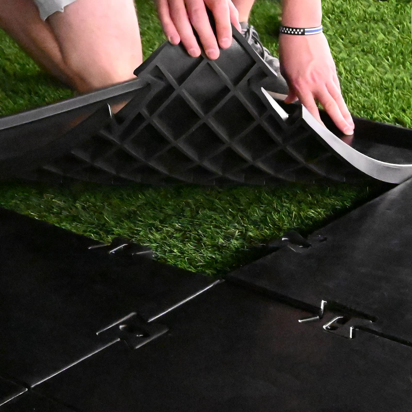 HotShot Golf Mat Non-Slip Base