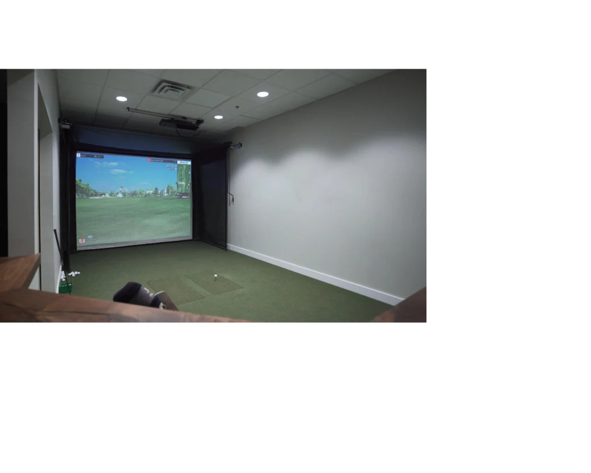 Golf Simulator Bundle SportScreen Vanish 16— Foresight GC3S, HotShot™ Mat & Flush-Mount Projector Setup